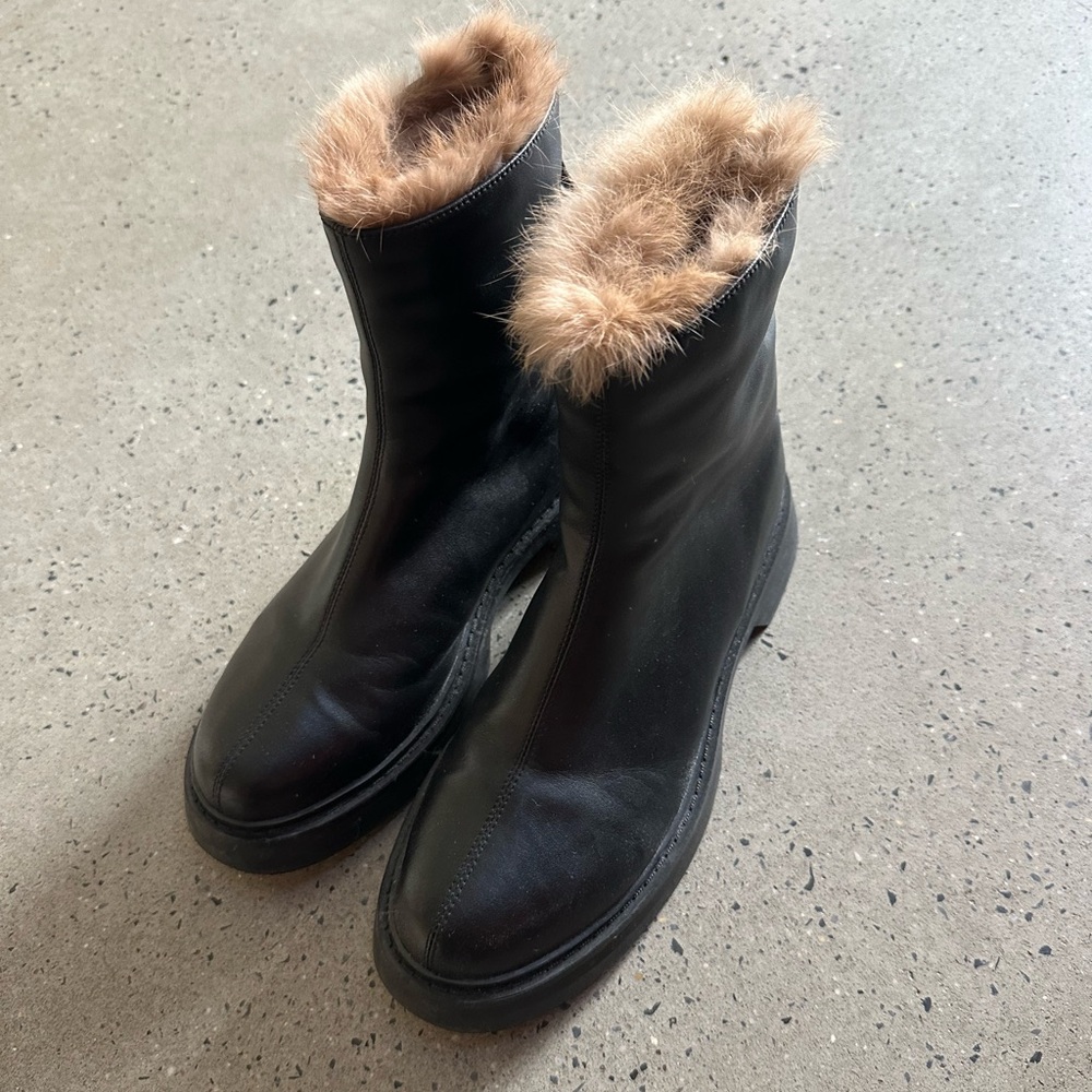 fur lined lug sole LLS boots 💘